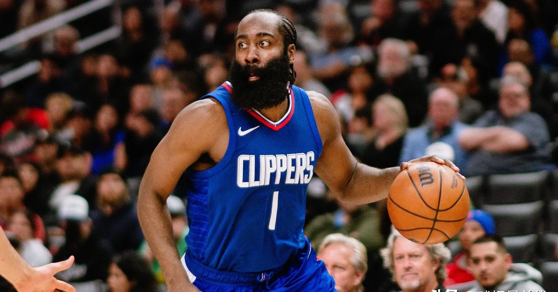 火箭力克太阳,伦纳德统治全场 火箭力克太阳,伦纳德统治全场