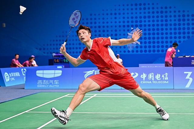 中国队碾压印度队,石宇奇扛起全队 中国队碾压印度队,石宇奇扛起全队