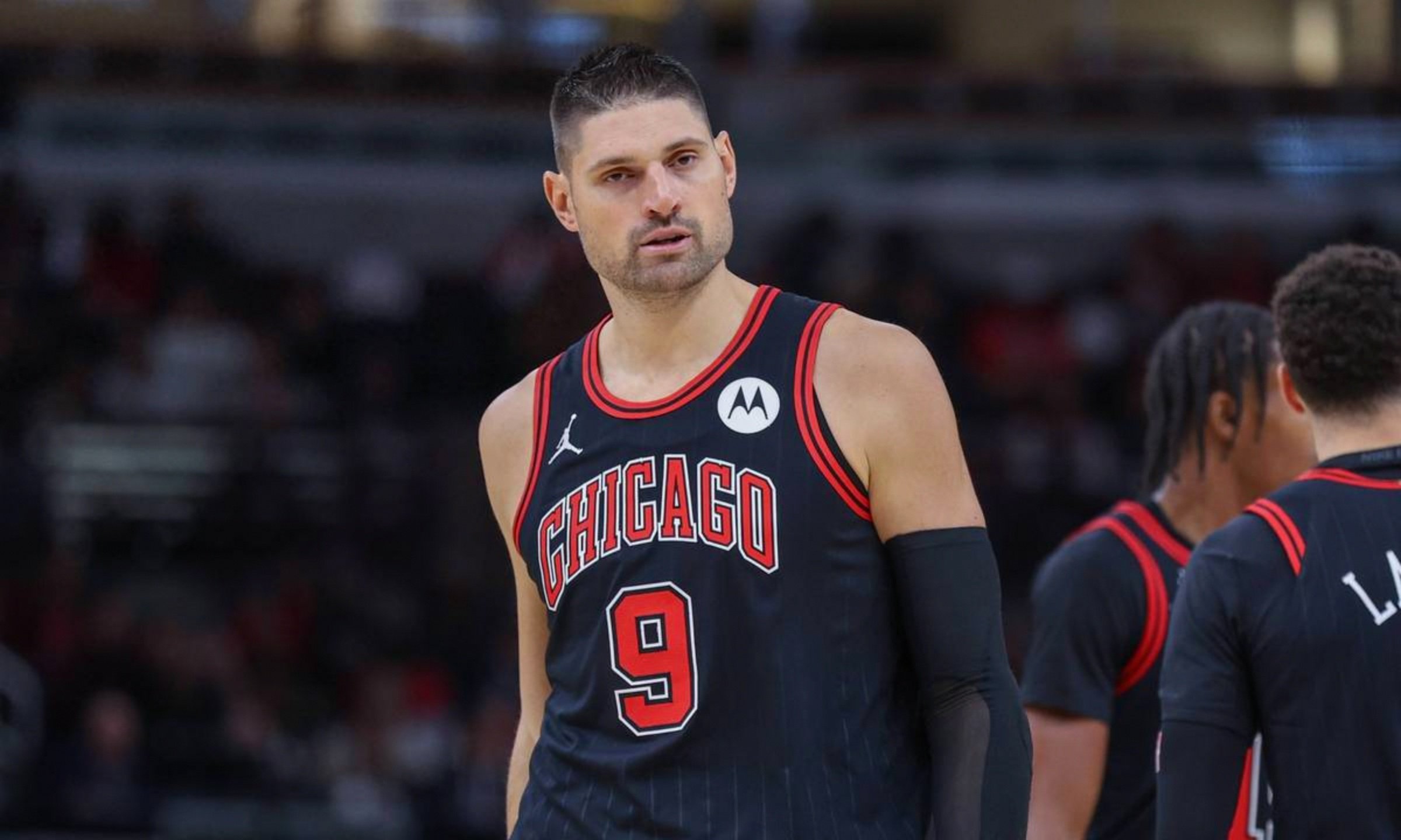 火箭力克76人，武切维奇带队取胜