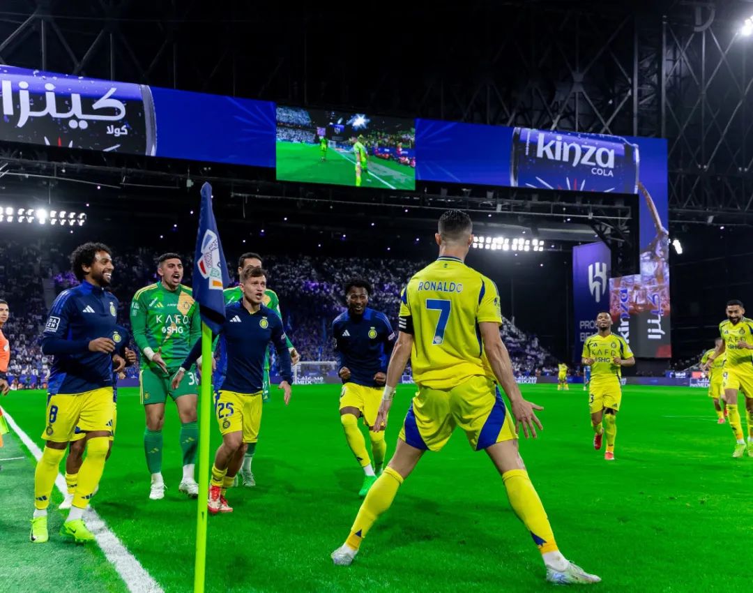 罗马险胜日本，C罗关键制胜